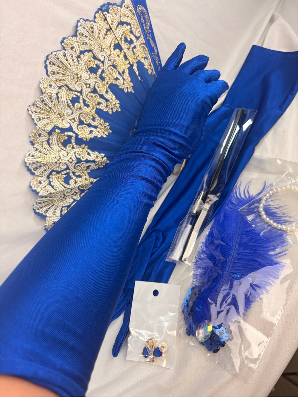 Elegant Women's Satin Opera Gloves with Ornate Fan - Royal Blue